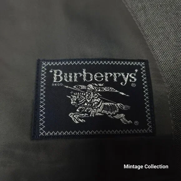 VINTAGE BURBERRYS TAILORED IN JAPAN 100% WOOL GRAY COAT 94-84165AB4 JP / 40T US